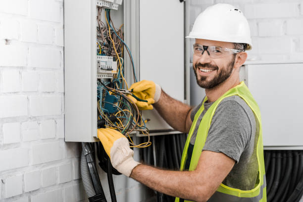 Best Circuit Breaker Repair  in Minot, ND